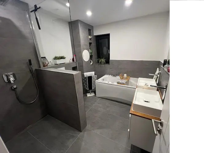 Barrierefreie Dusche mit Glaswand Mannheim